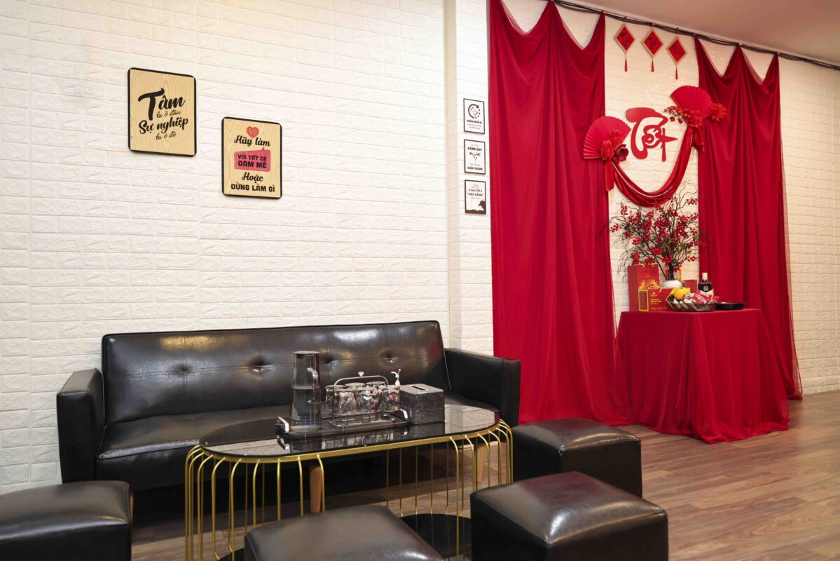 Phòng khách của Seven Music