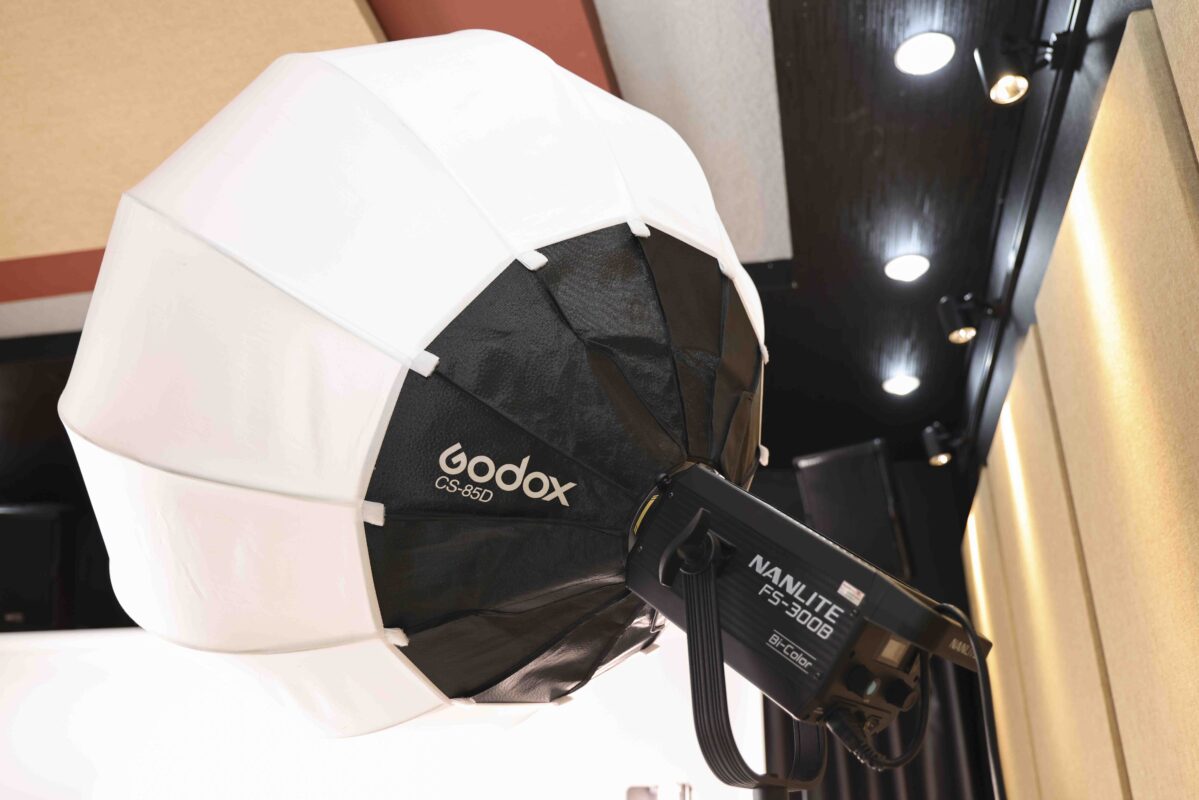 Phòng Chụp Ảnh - Không Gian Nghệ Thuật