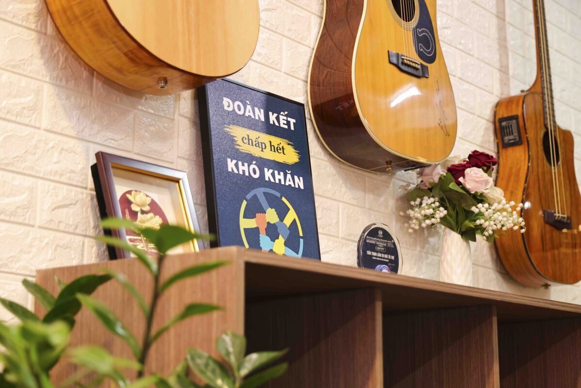 Phòng khách của Seven Music