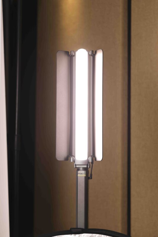 Phòng Chụp Ảnh - Không Gian Nghệ Thuật