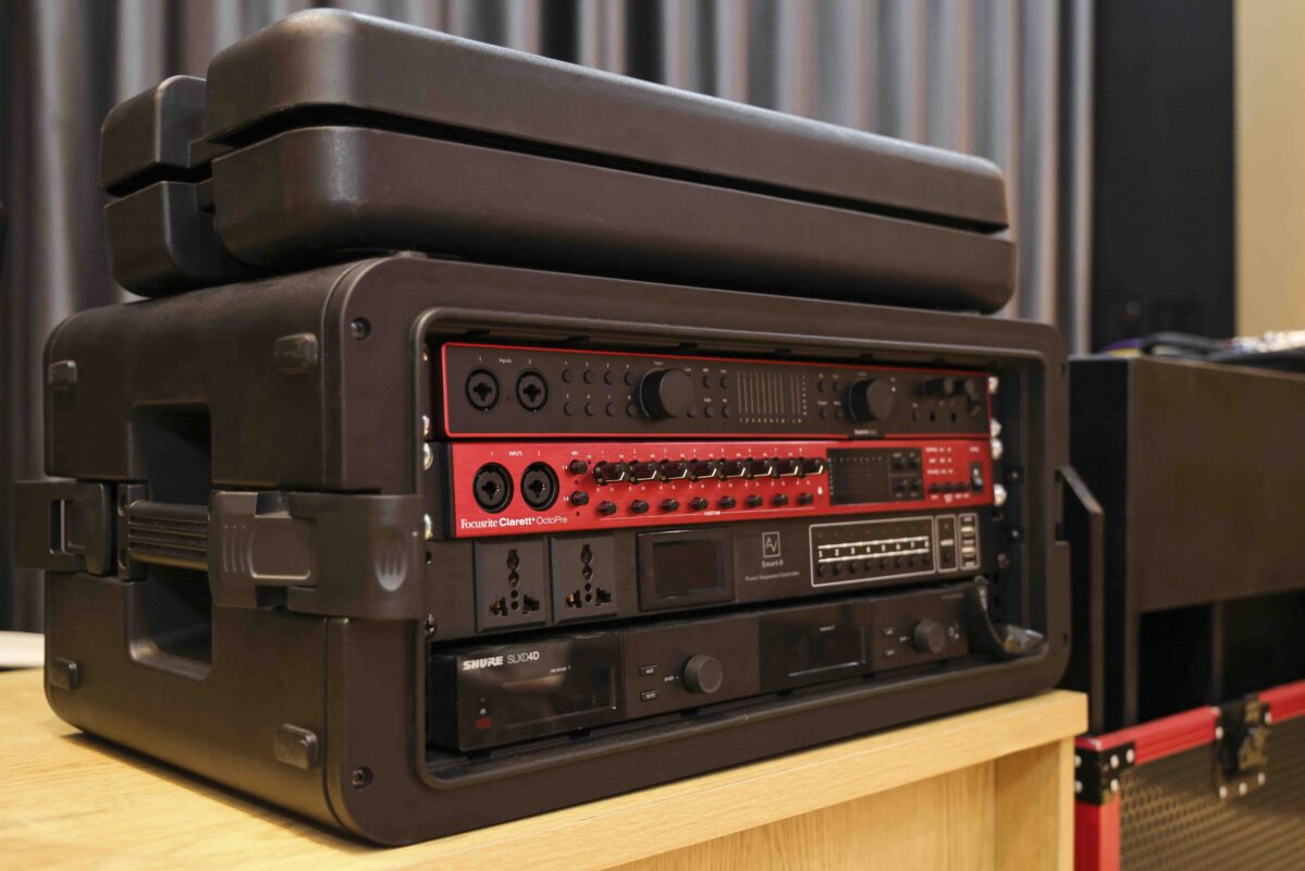 Phòng Quay Hình - Trung Tâm Sản Xuất Video Âm Nhạc